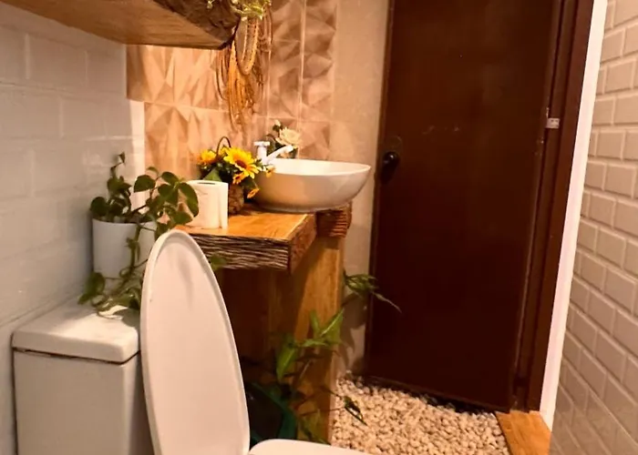 Babe Maison Transient House Guest house